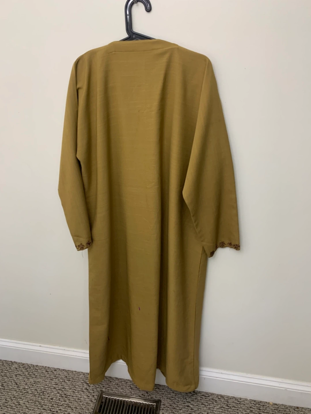 Embroidered Thobe - Mustard Yellow / men’s clothing - photo 5