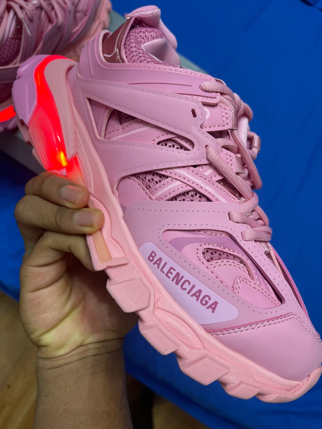 Balenciaga Track Sneakers Pink Size 39 - photo 4