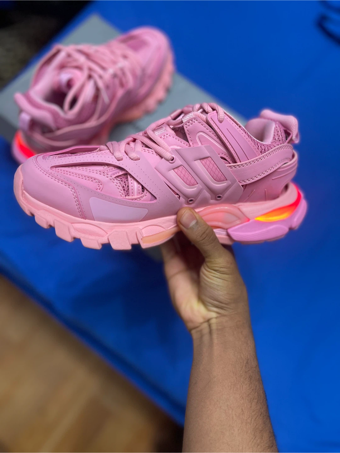 Balenciaga Track Sneakers Pink Size 39 - photo 3