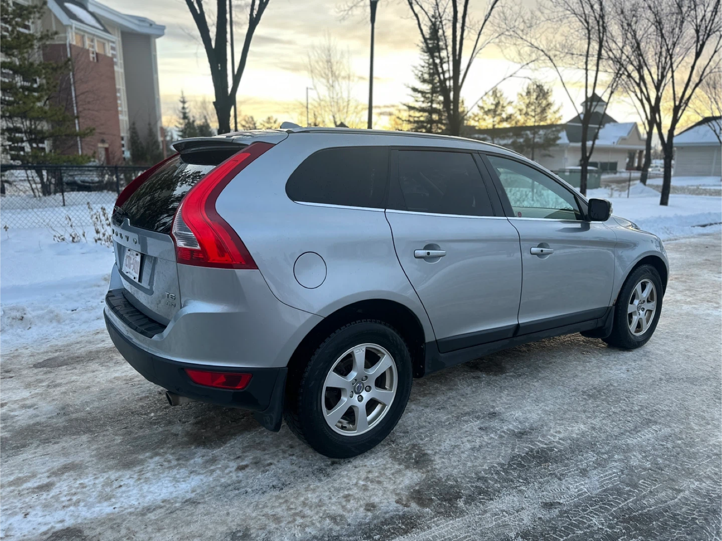 2012 Volvo XC60 SUV T6 Edition - Silver - photo 2
