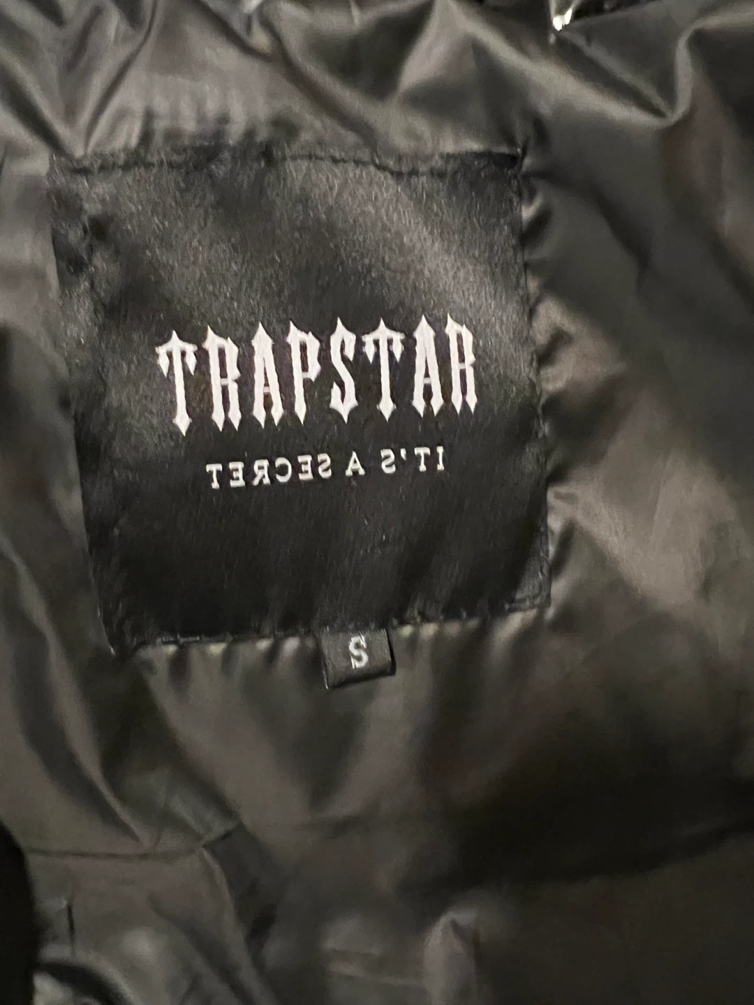 Trapstar Irongate Shiny Black Puffer Jacket - photo 4
