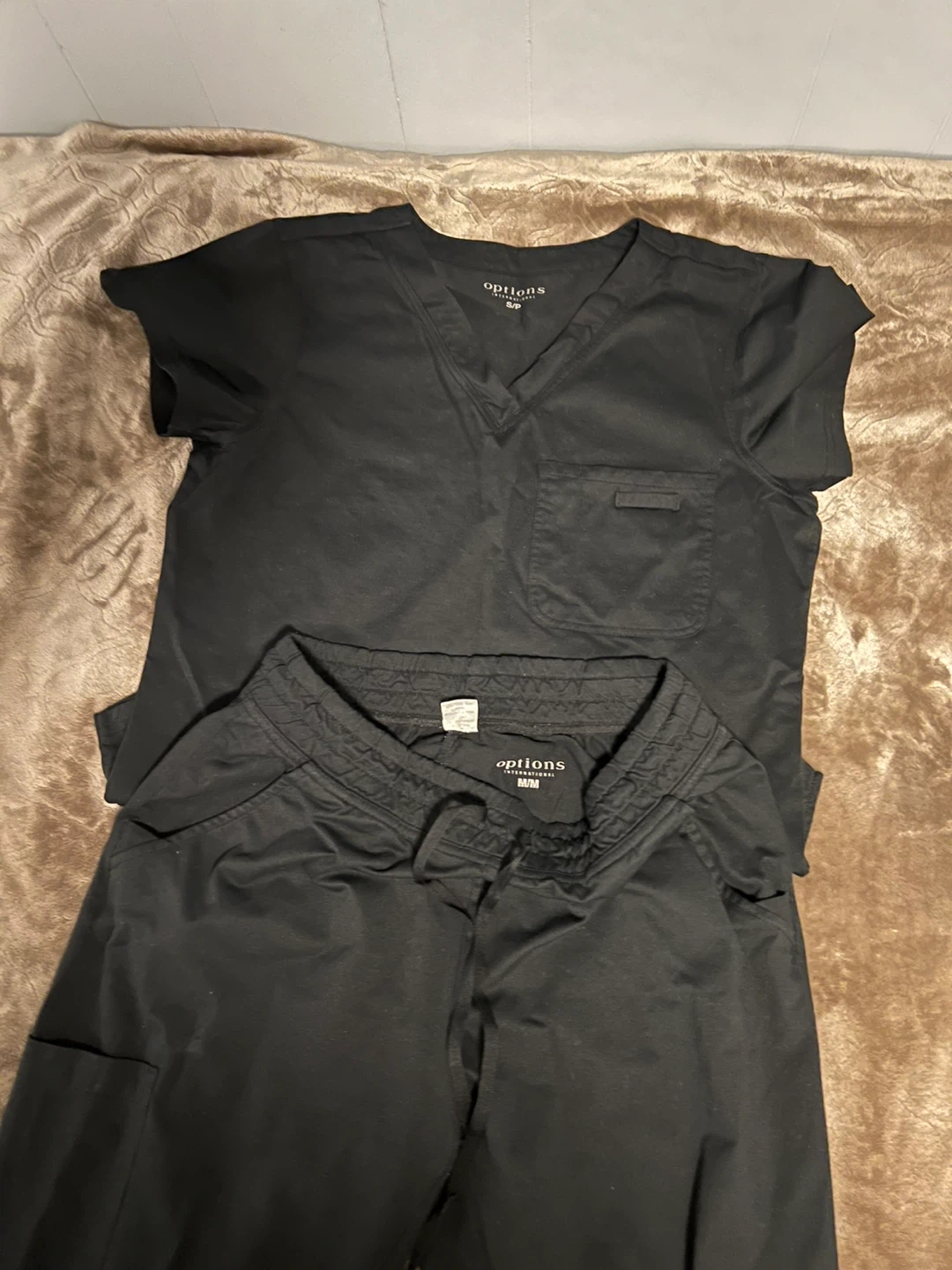 Options Black Scrubs Set - Size S/P and M - photo 2