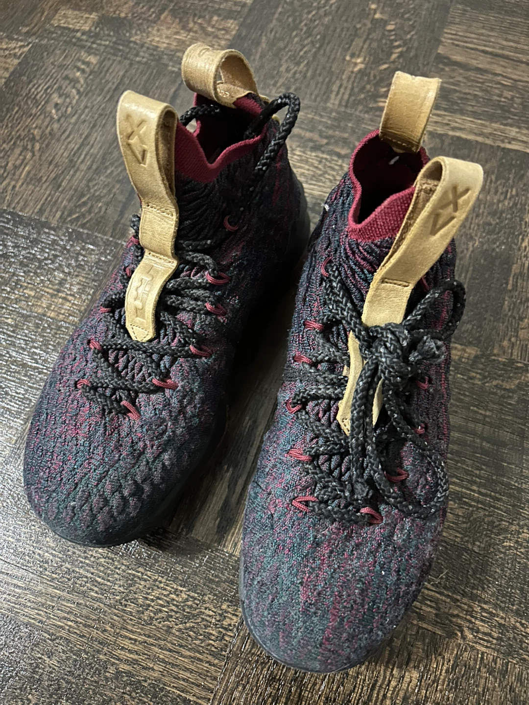Nike LeBron 17 Low Basketball Shoes