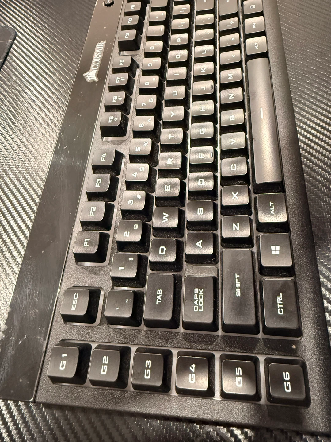 Corsair K67 RGB Wireless Keyboard & Mouse Combo - photo 2