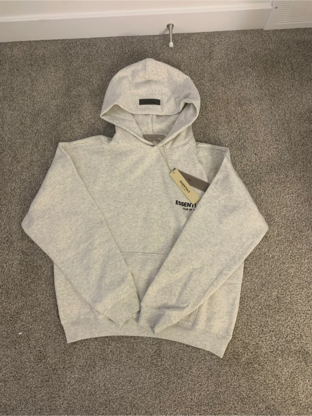 Essentials hoodie (s)
