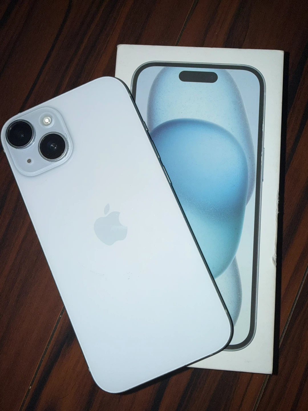 Apple IPhone 15(Blue)(128Gb)(unlocked)(free lightning cable) - photo 2