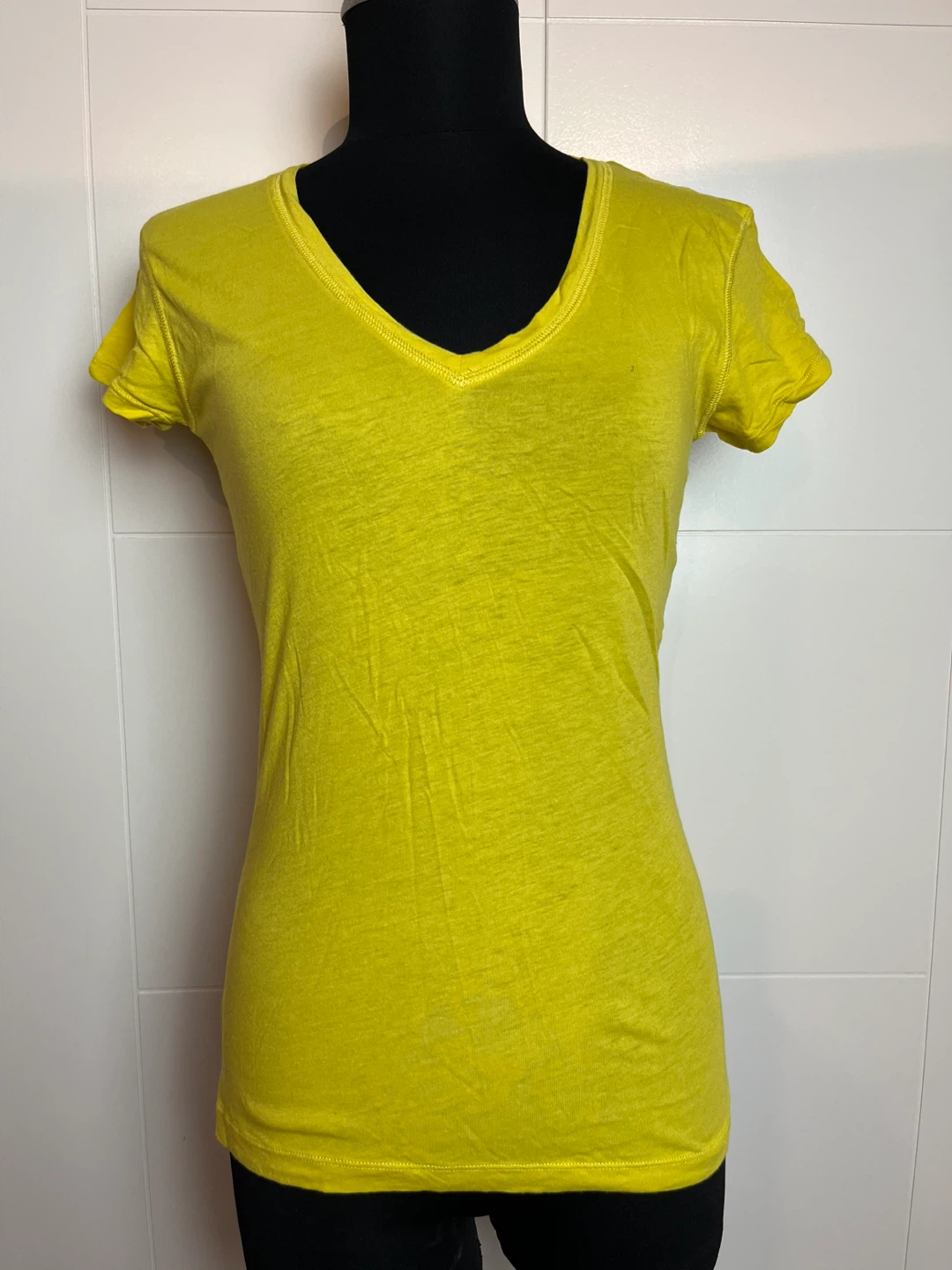 Club Monaco Yellow Cotton T-Shirt - Size M