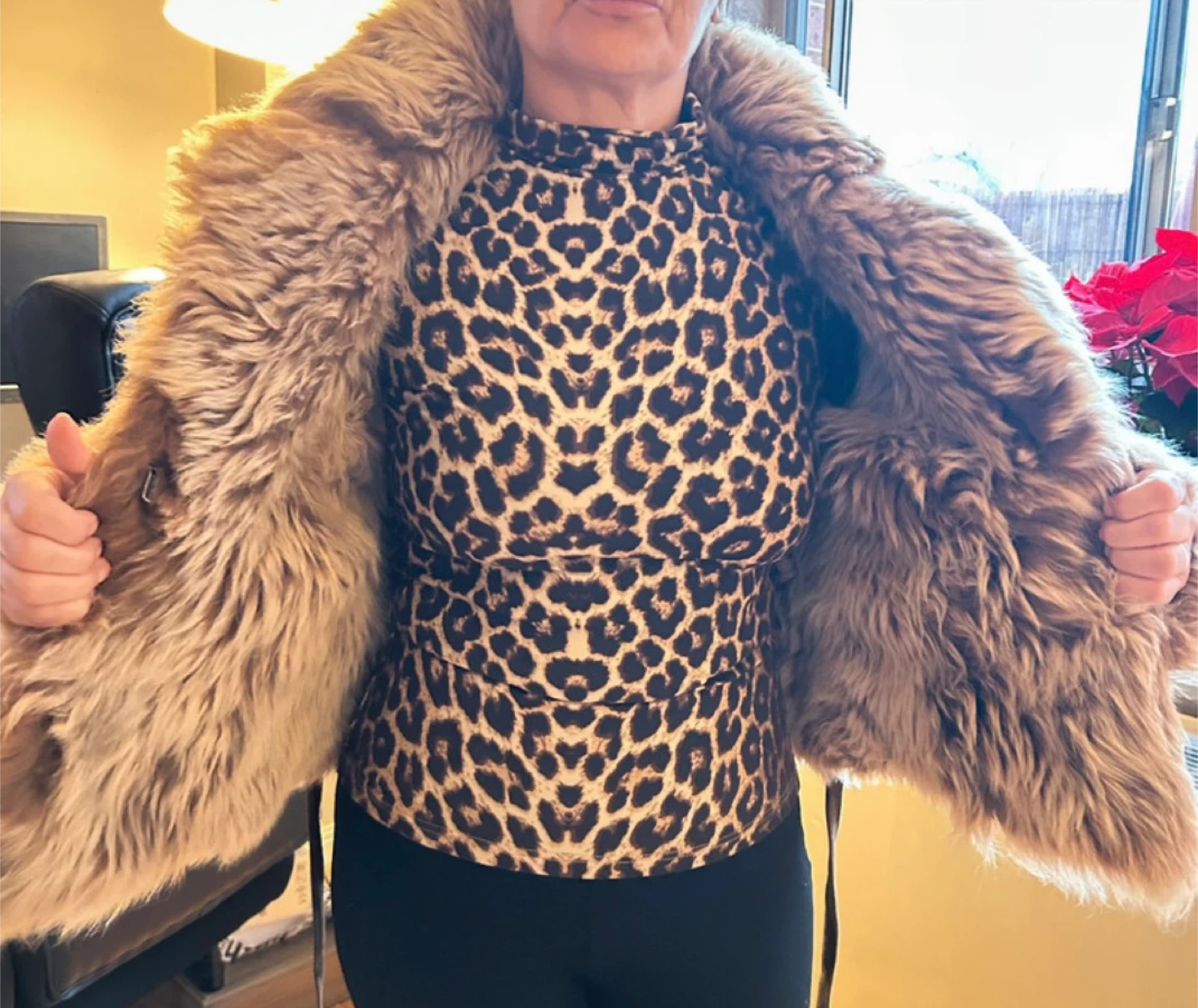 Alvarez Yalls Brown Fur Jacket - photo 3