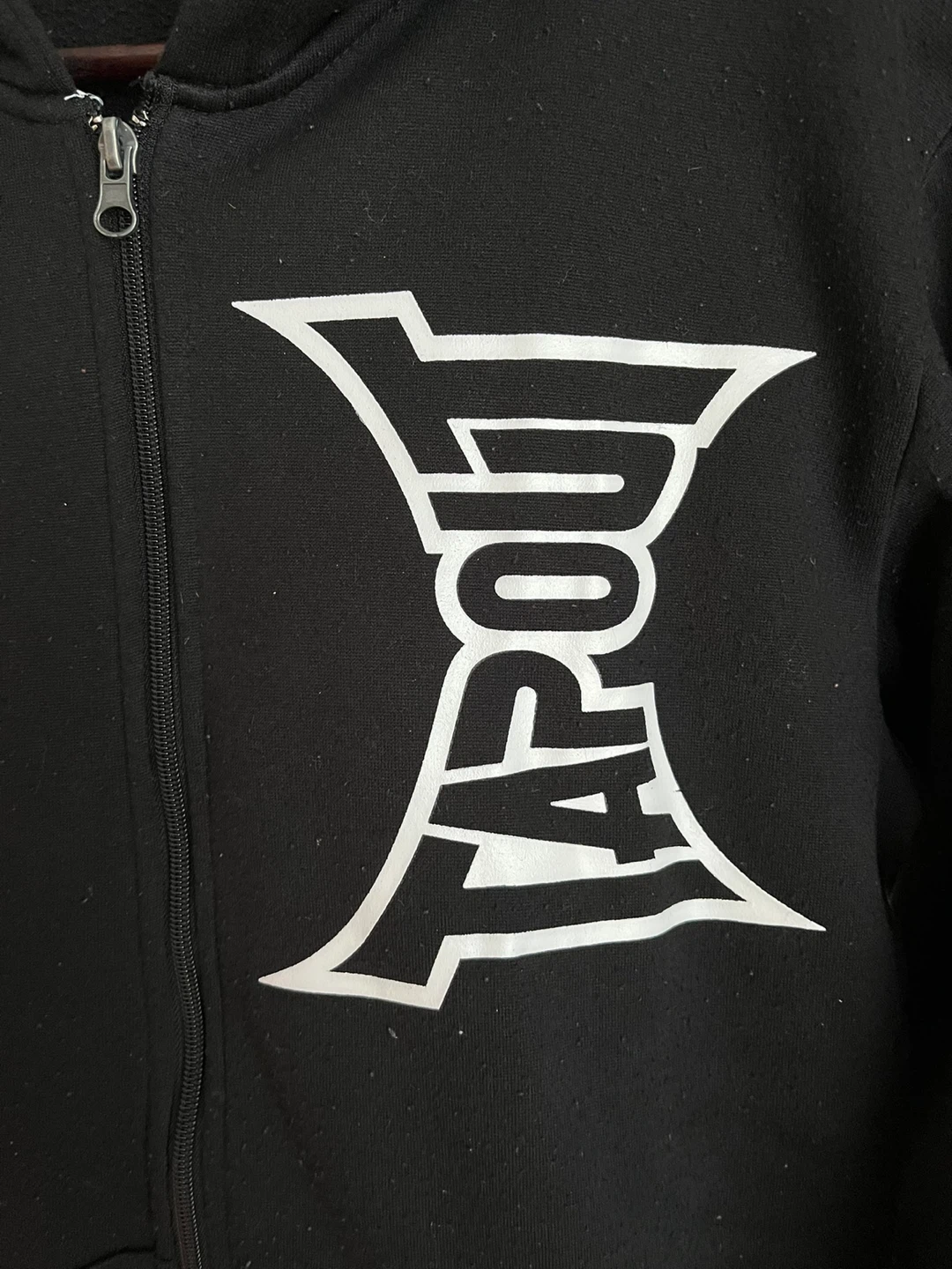 WWE x Tapout Black Fleece Hoodie - Size L Youth - photo 2