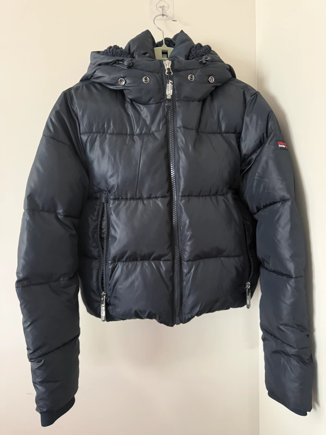 Superdry Women’s Cropped Puffer Jacket – Size US 8