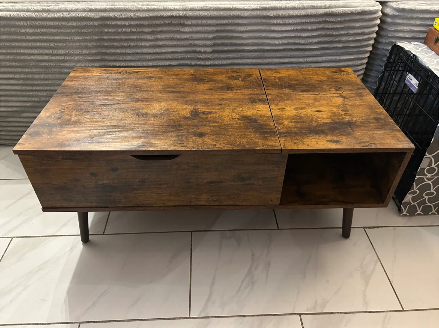 Brown lift top Wooden Coffee Table