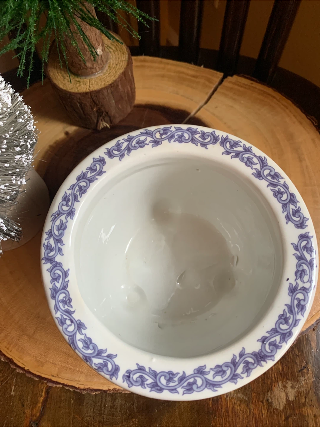 Small Decorative Floral Planter - photo 3