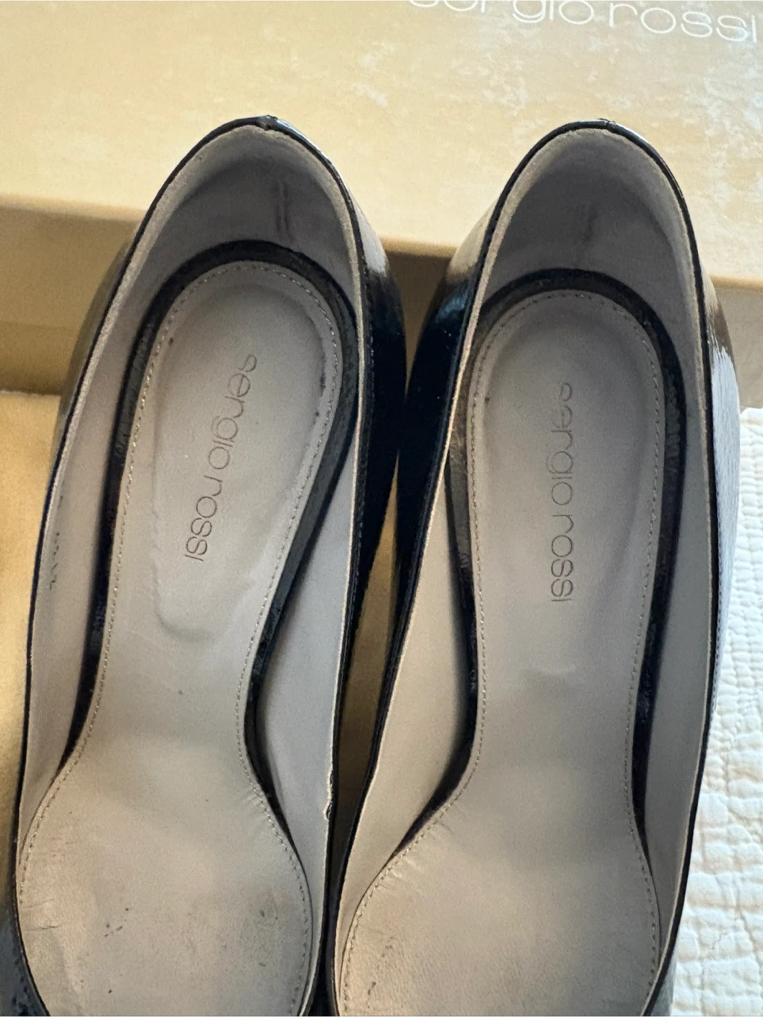 Sergio Rossi Black Patent Leather Heels Size 39 - photo 3
