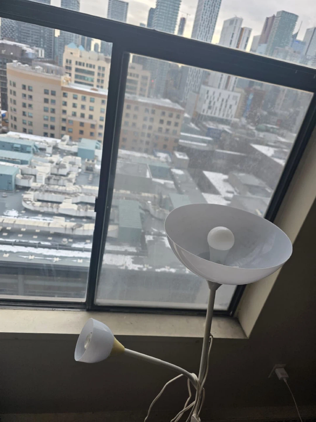 IKEA Floor Lamp - White - photo 2