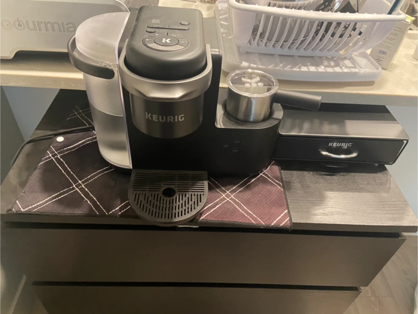 Keurig K-Cafe Coffee Maker + extra frother + 35-capsule drawer - photo 2