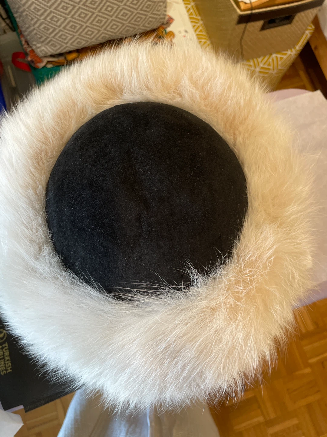 Fur Hat - Black & White - photo 2