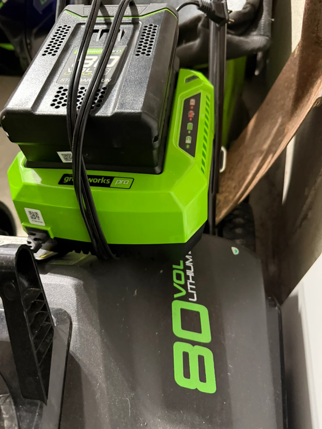 Greenworks Pro 80V 20-Inch Cordless Snow Blower - photo 2