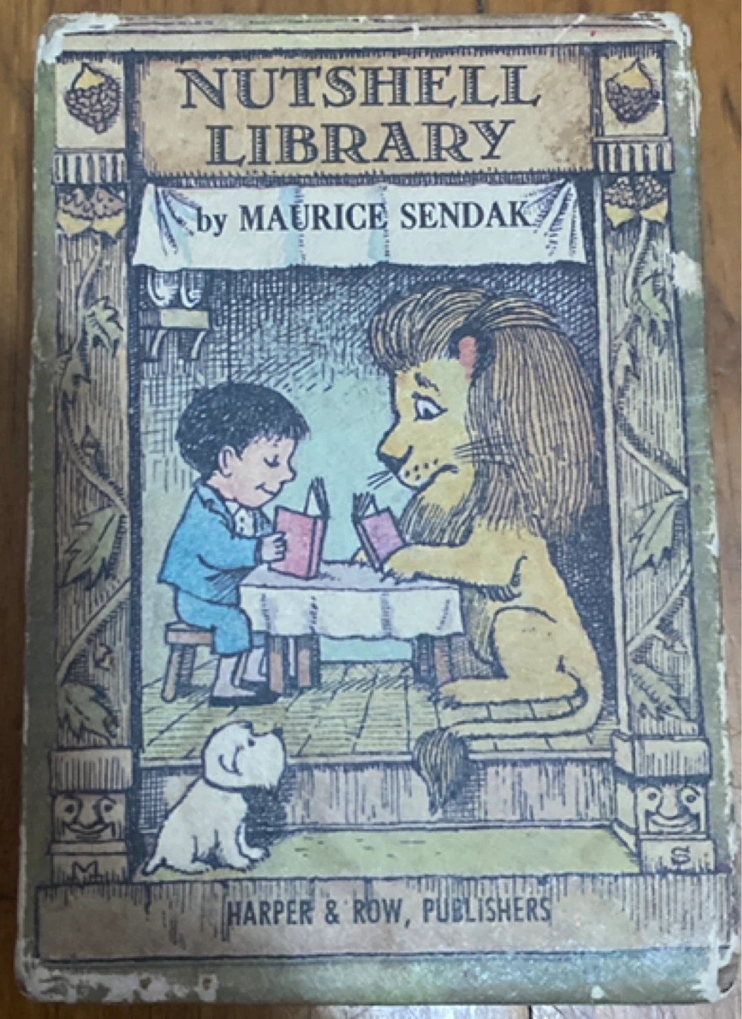 Nutshell Library by Maurice Sendak Mini Books - photo 3