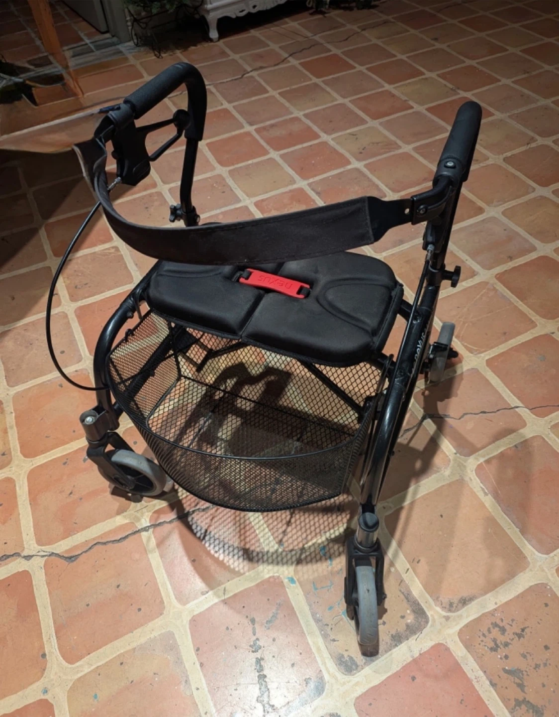Nexus Walker with Seat & Basket