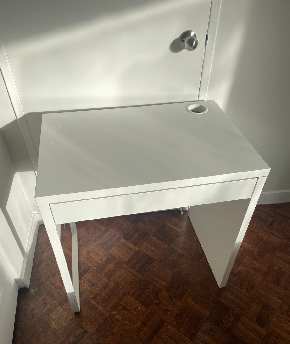 IKEA Micke White Desk with Drawer - photo 4