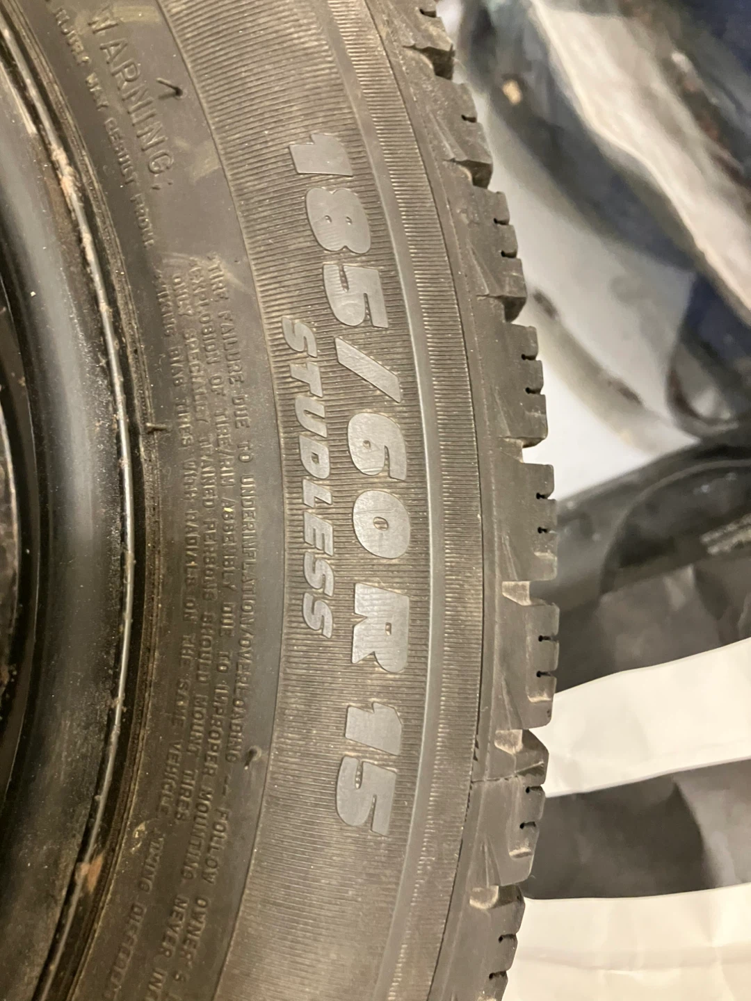 Michelin X-Ice 185/60R15 Winter Tire set of 4 - photo 3