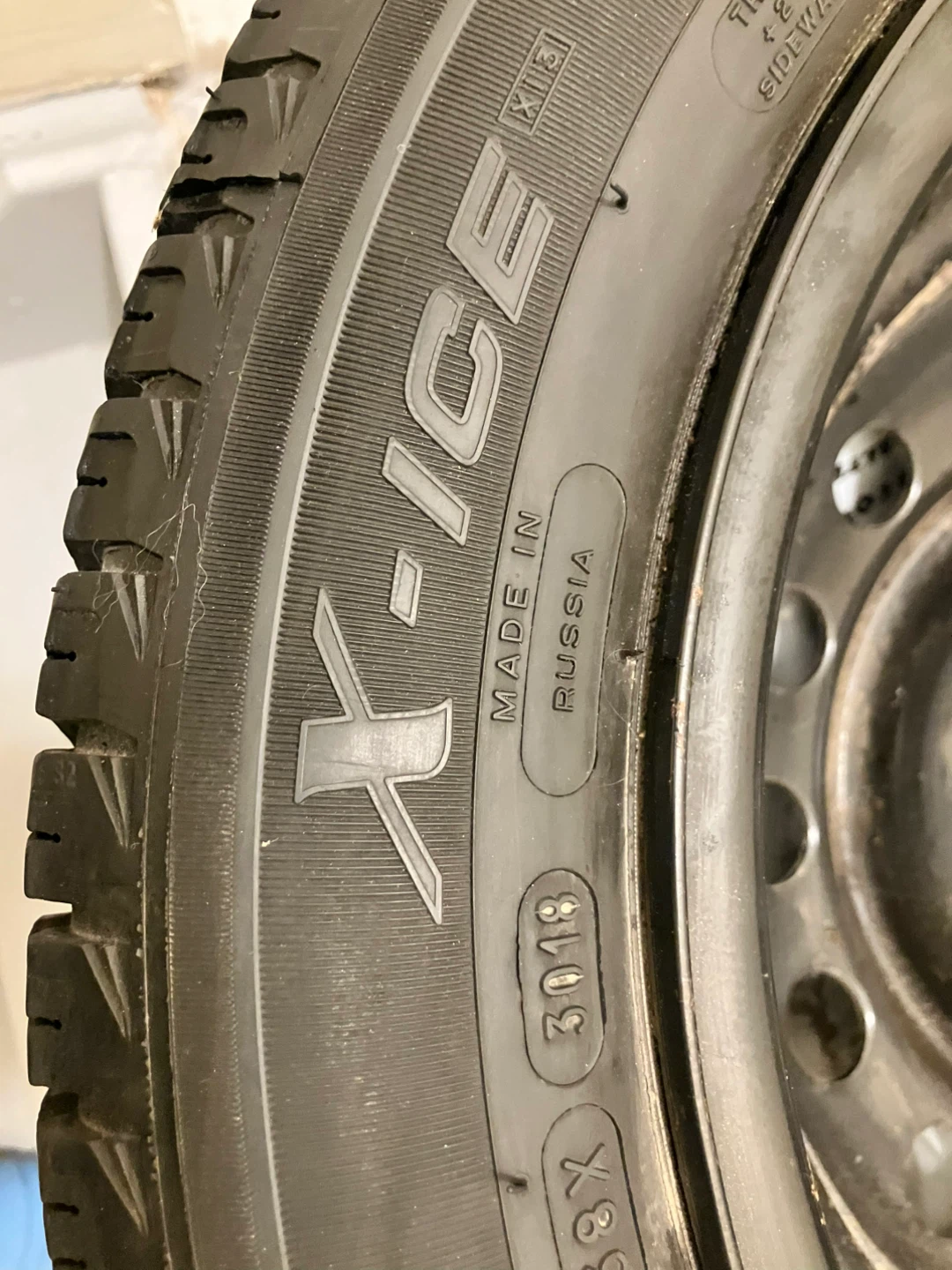 Michelin X-Ice 185/60R15 Winter Tire set of 4 - photo 2