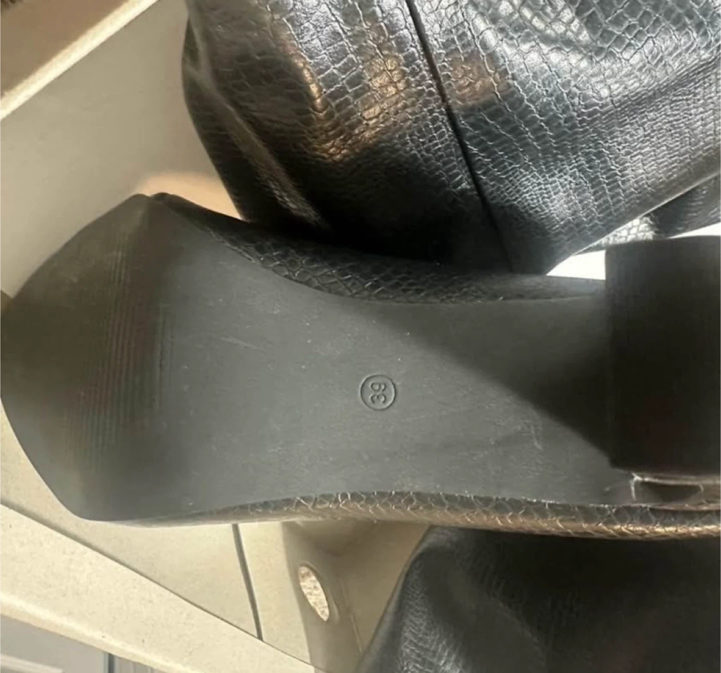 Vero Moda Black Ankle Boots - Size 8 - photo 2