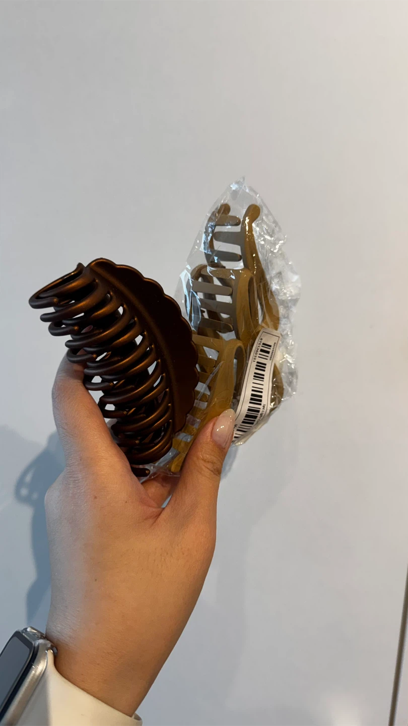 Brown Banana Hair Clip - photo 2