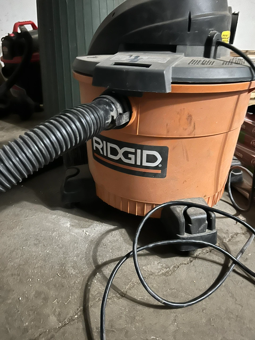 Ridgid 9 Gallon Wet/Dry Vac