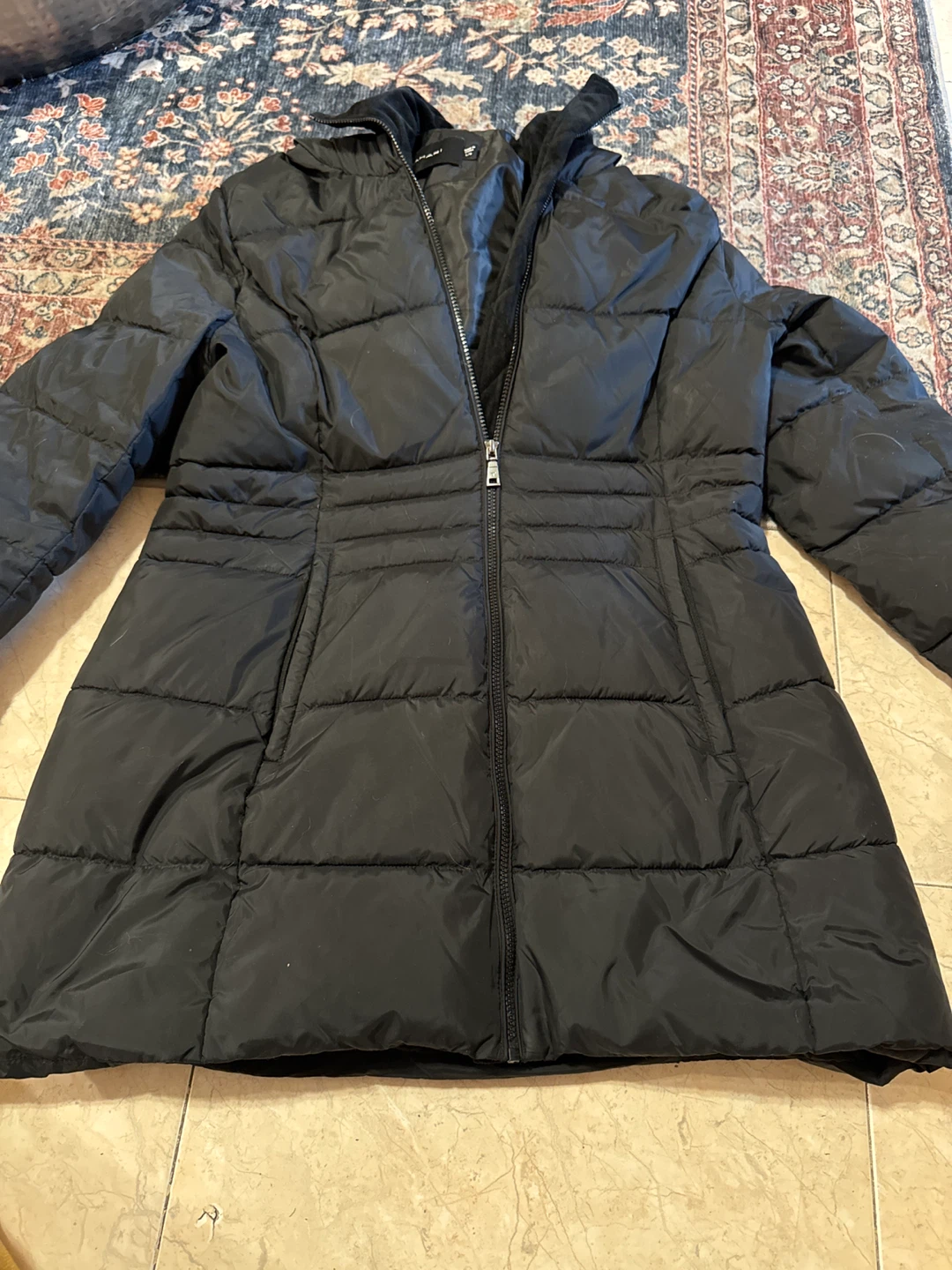 Tahari Black Puffer Coat - Size L - photo 4
