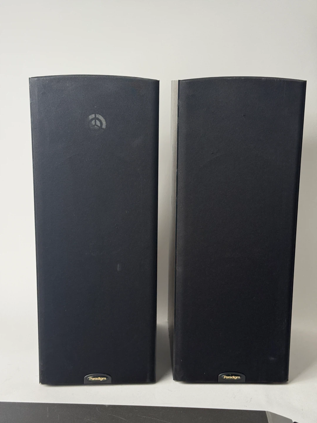 Paradigm Monitor 5 v.2 Speakers - Pair - Needs tweeter