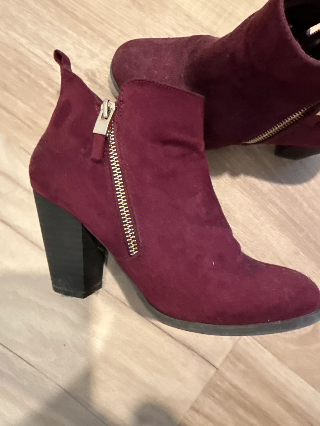 Burgundy Ankle Boots with Zipper Detail - photo 3