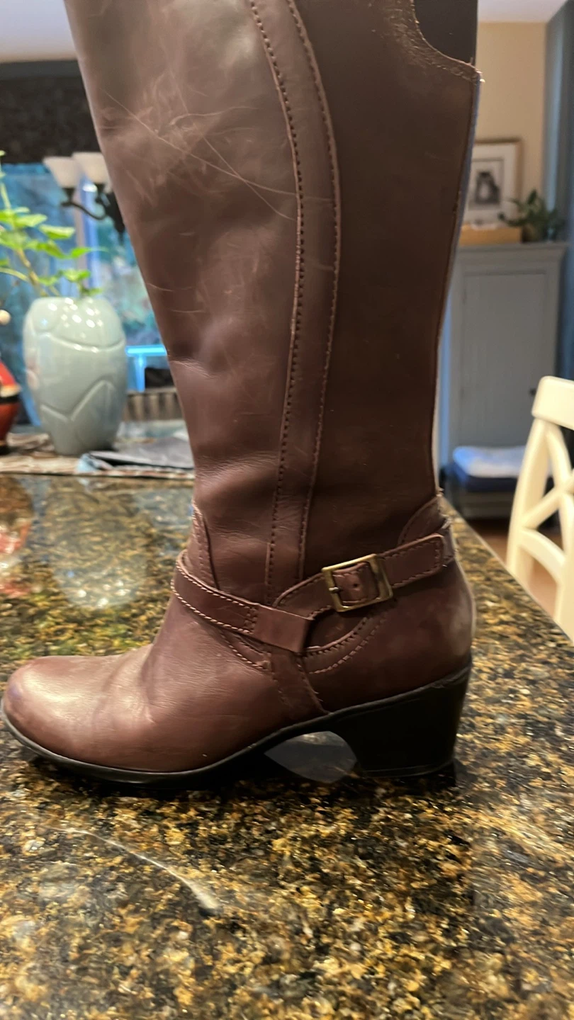 Clarks Brown Leather Knee High Boots Size 7