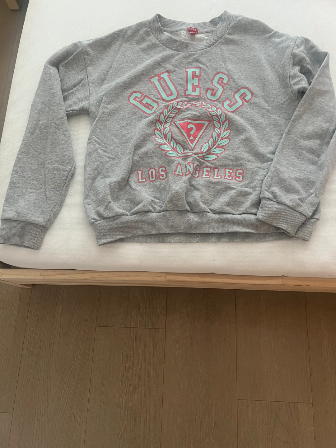 Guess Los Angeles Grey Sweatshirt