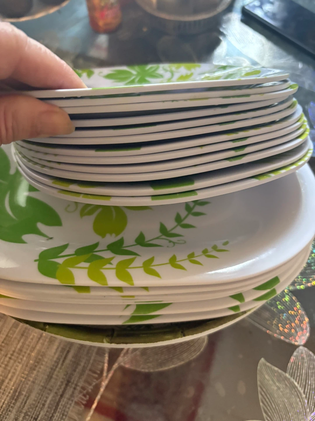 Set of Plates with Green Leaf Design