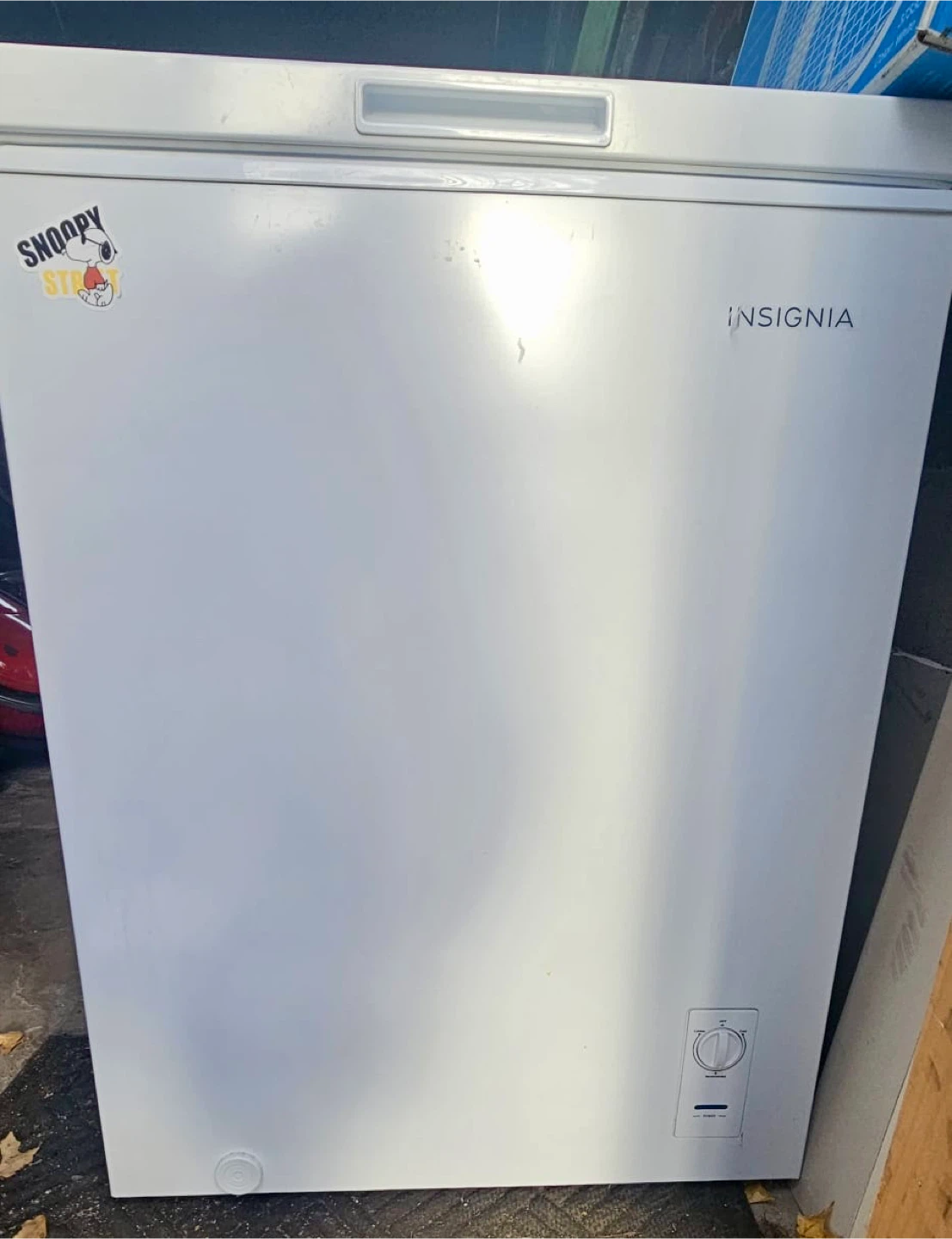 Insignia Chest Freezer - White - photo 3
