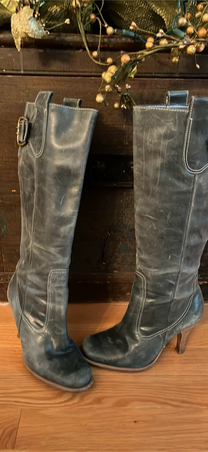 Leather Boots - teal colour