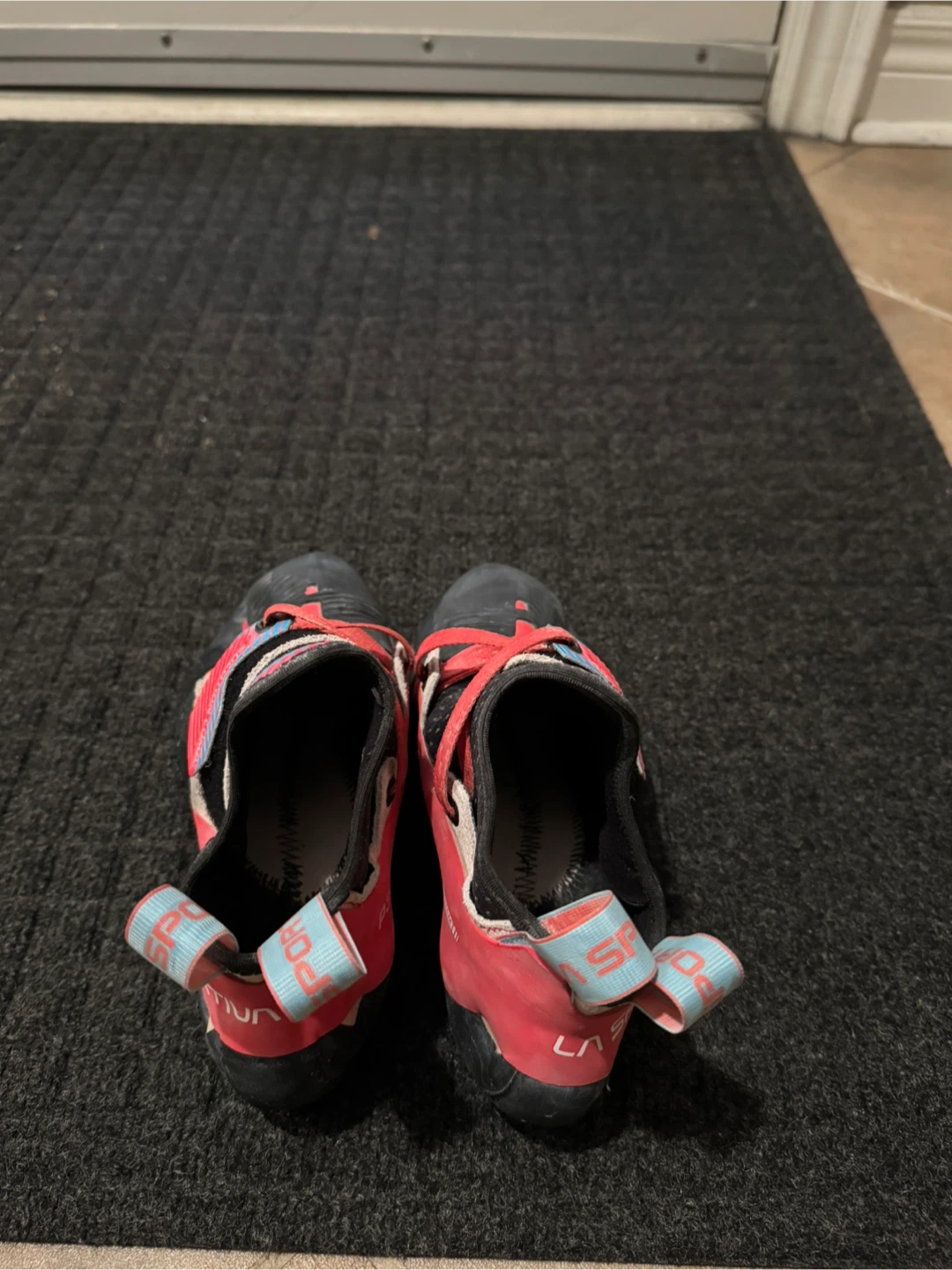 La Sportiva Solution Comp Climbing Shoes - Size 41 - photo 3