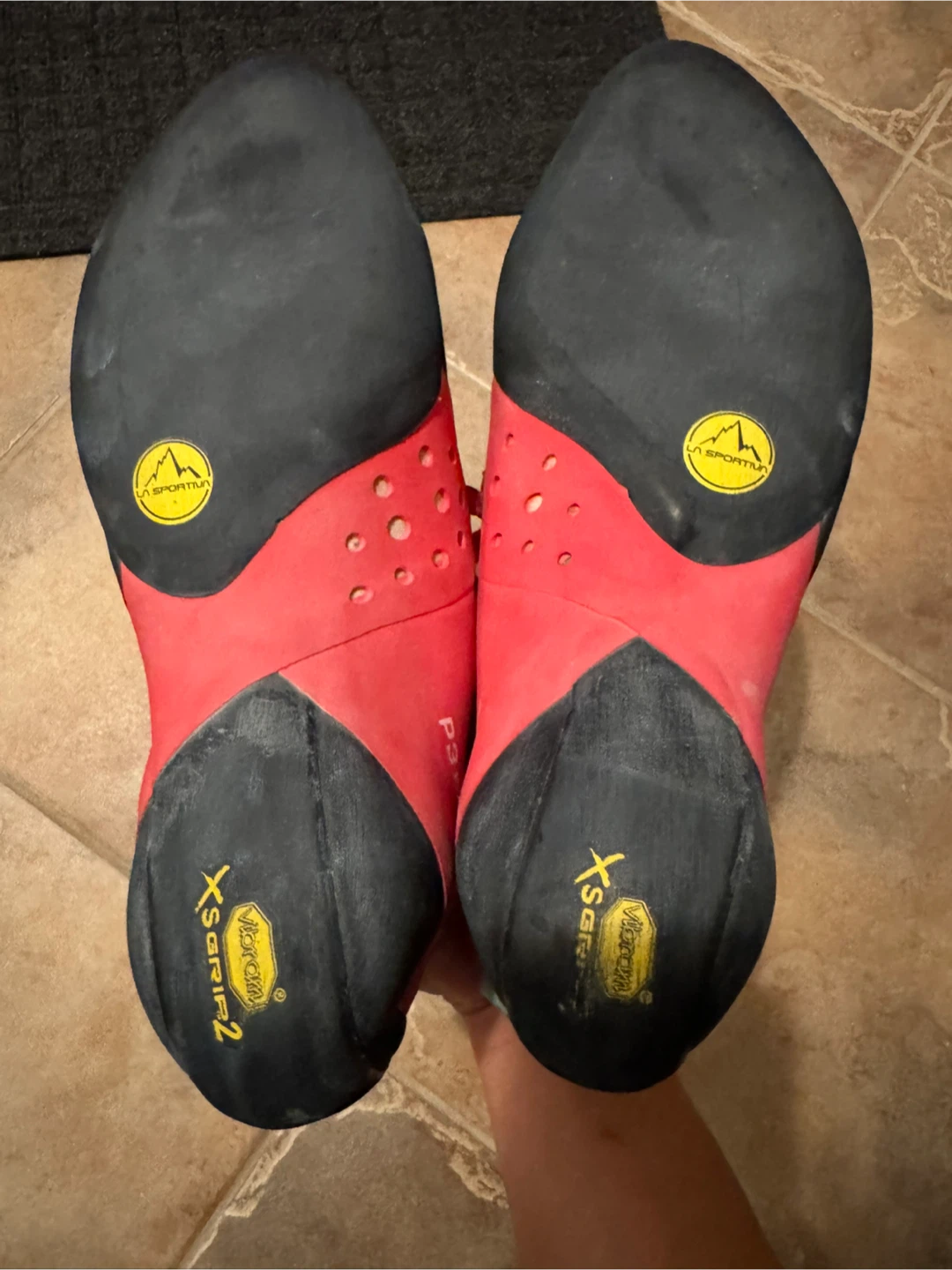 La Sportiva Solution Comp Climbing Shoes - Size 41 - photo 4