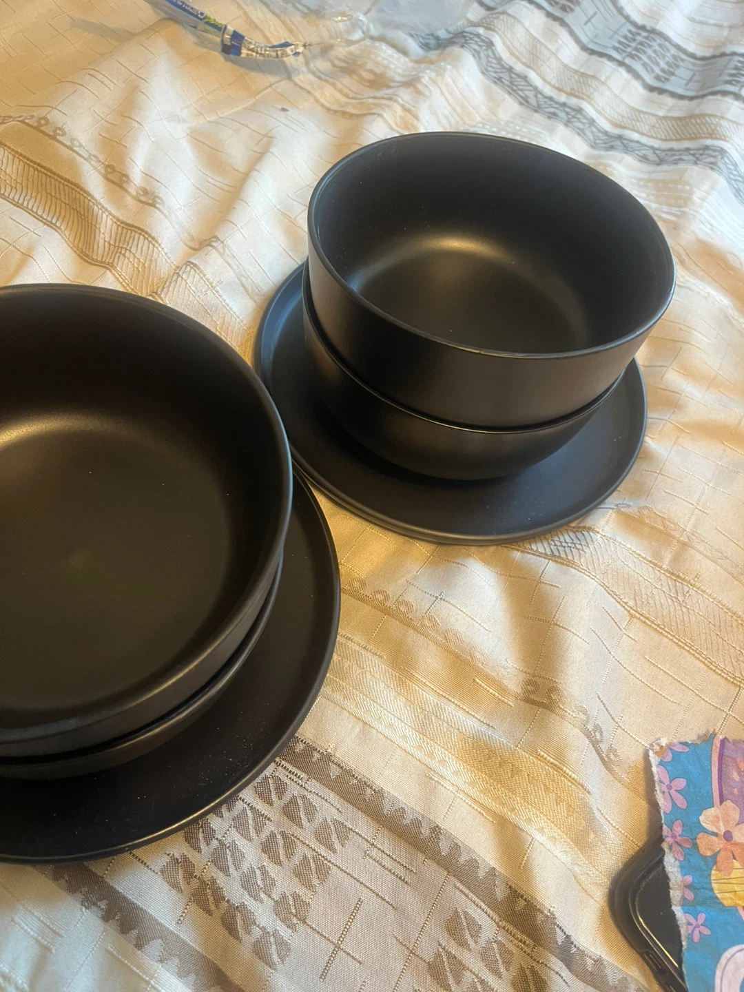Black Dinnerware Set (Plates & Bowls) - photo 2