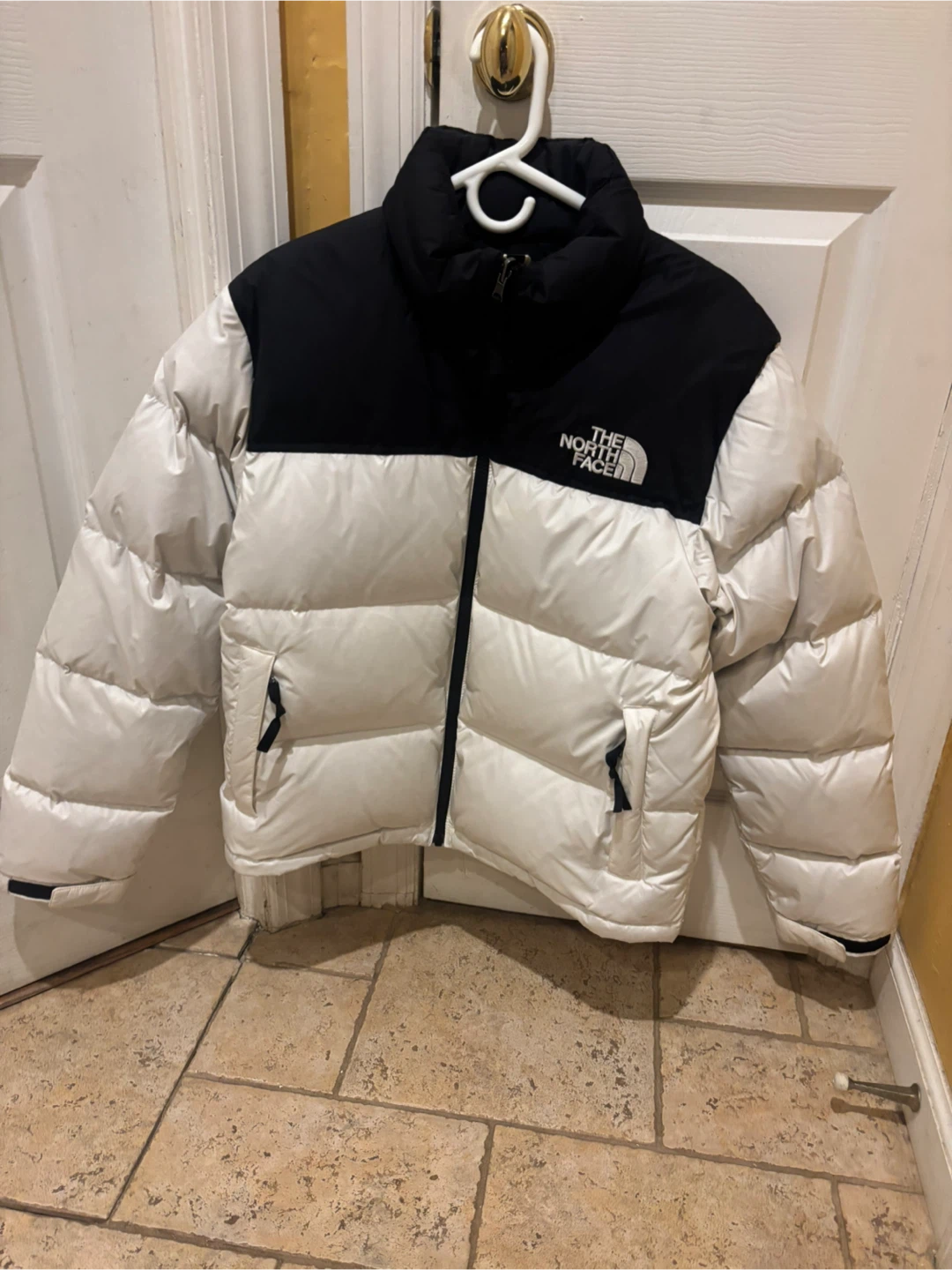 The North Face Women's Puffer Jacket - Size L - photo 5