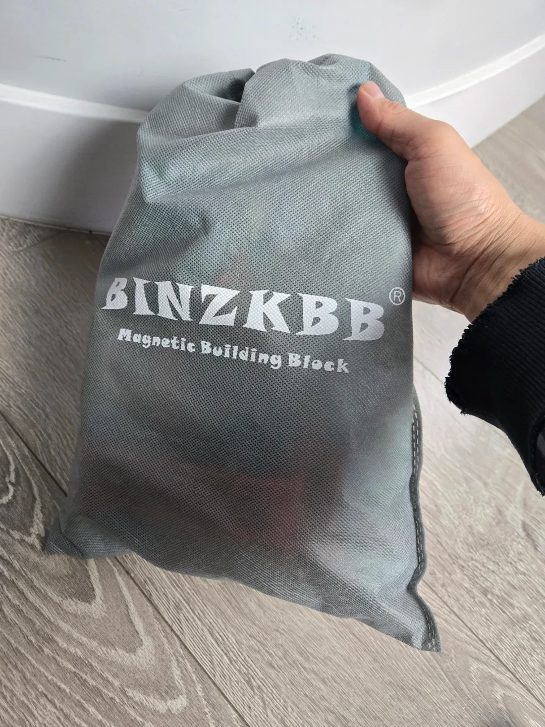 Magnetic building block marble run image indicator(9)