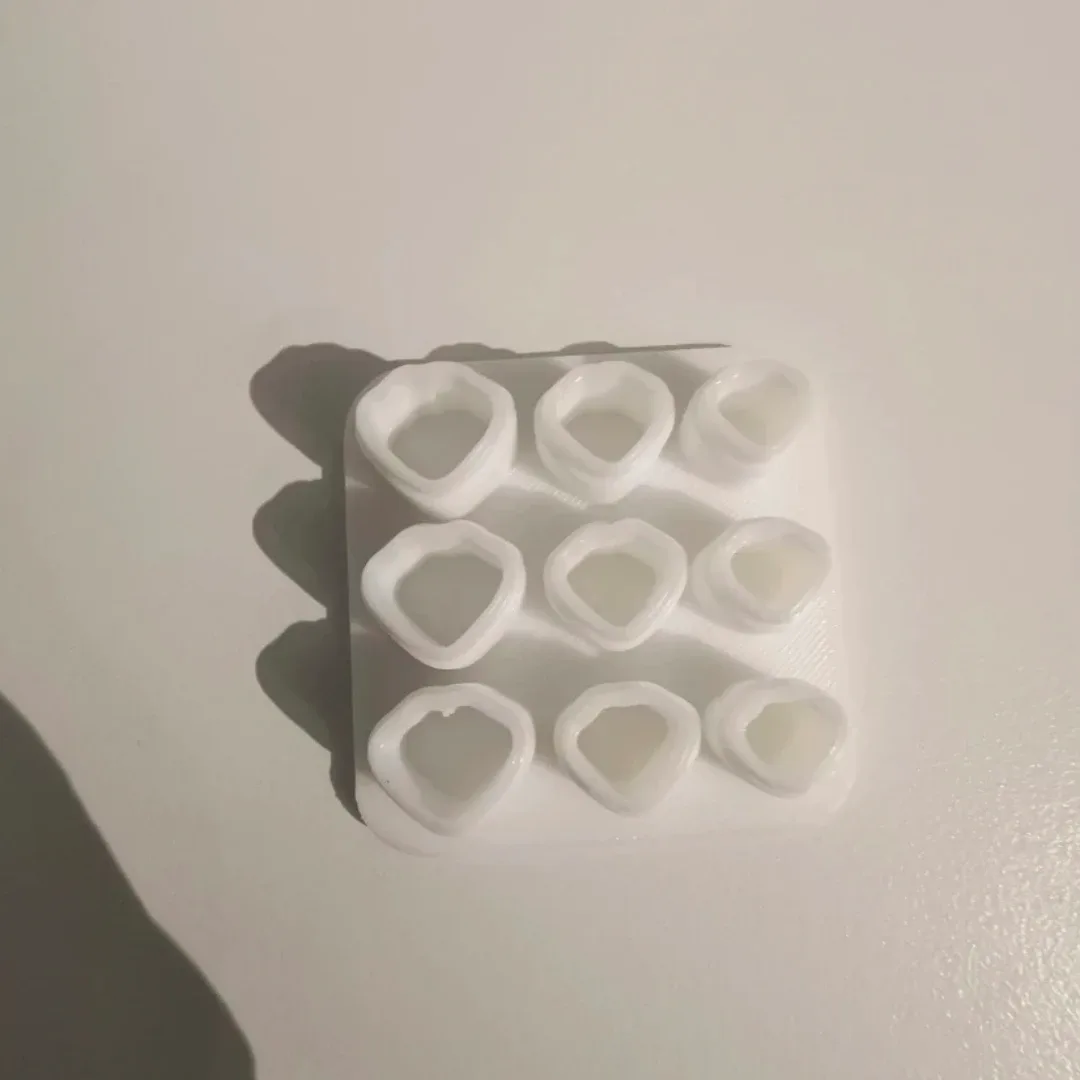 Cake Decorating/Clay Cutters