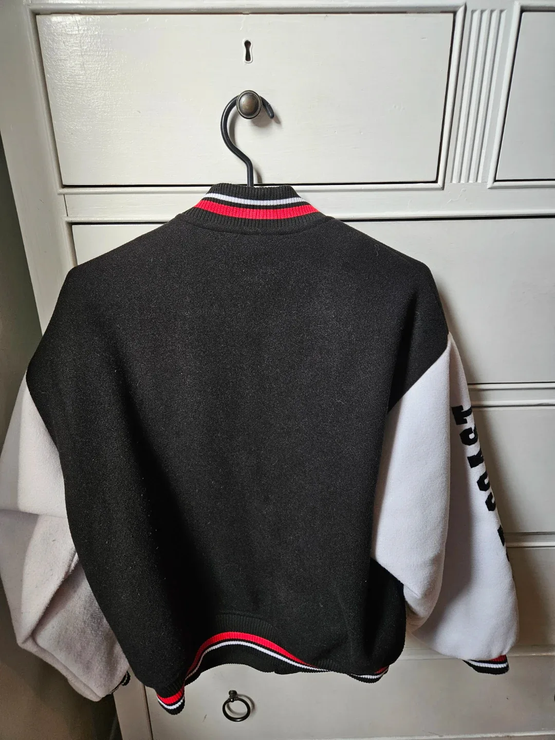 Forever 21 NYC Varsity Jacket Size Small Women's Black image indicator(2)