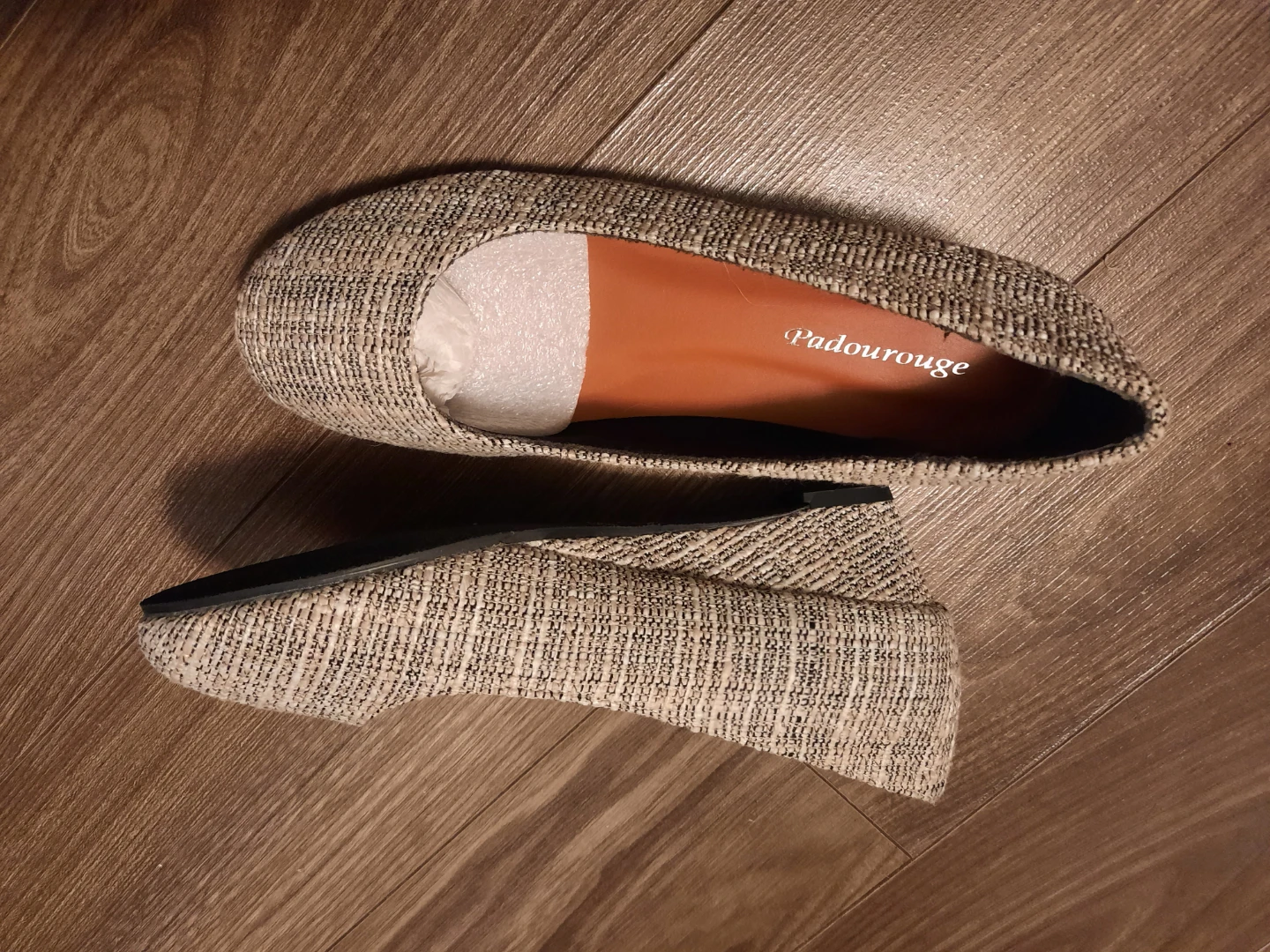 $10 Brand newTweed Pumps - photo 3