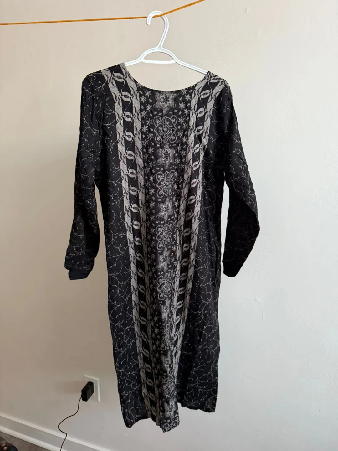 Black & Grey Patterned Dress with Shawl Size XL - photo 2