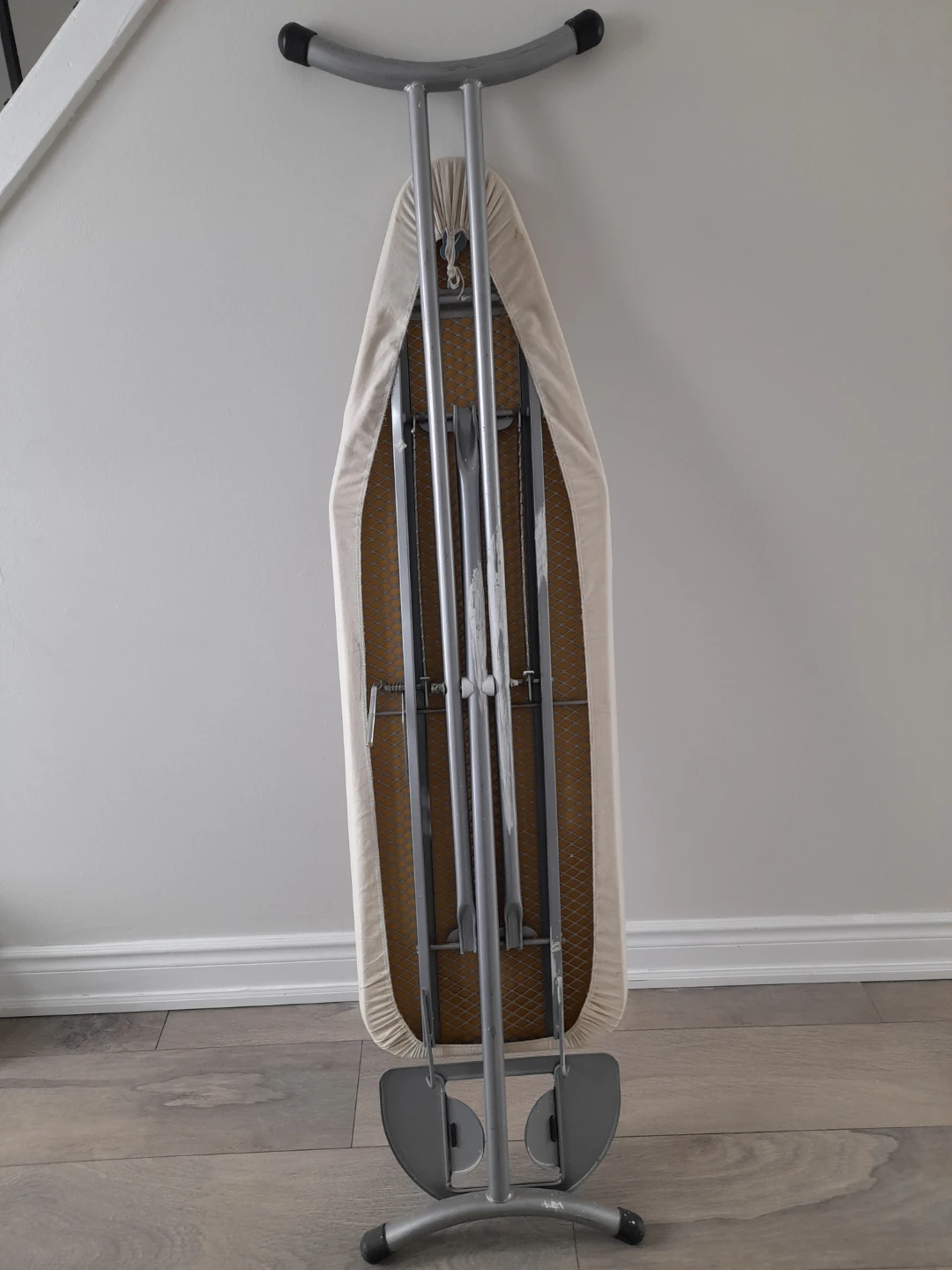 Ironing Board with Metal Frame