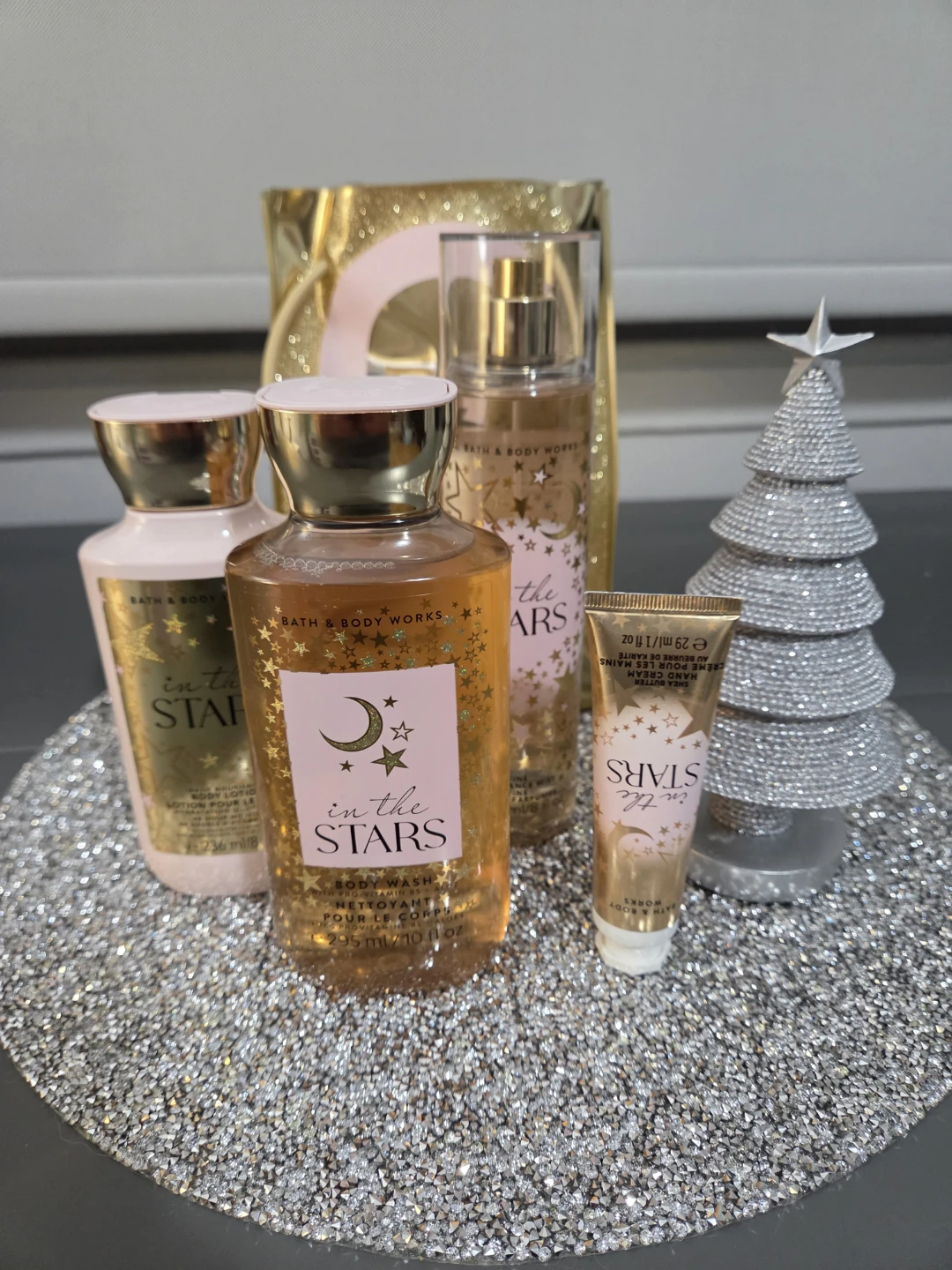 🎅NWT BATH & BODY WORKS IN THE STARS GIFT SET🎄 - photo 2