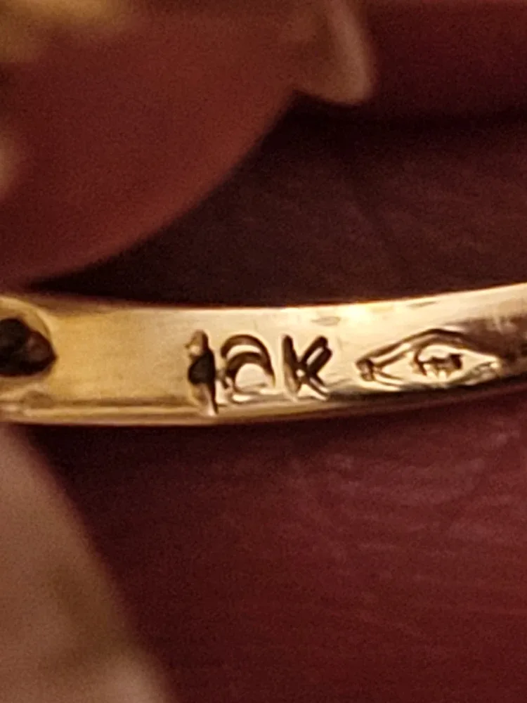 10K Gold Ring with Ruby & 2 diamonds image indicator(3)