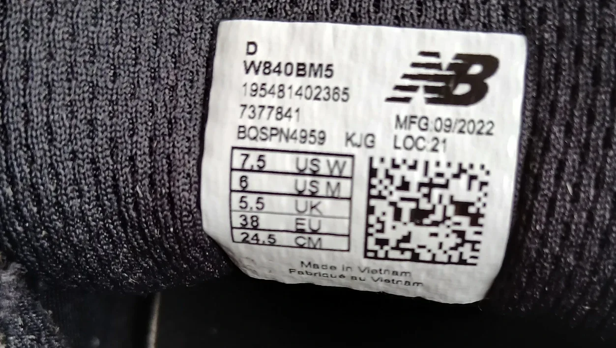 New Balance 840 Women's Running Shoes - US 7.5 image indicator(2)